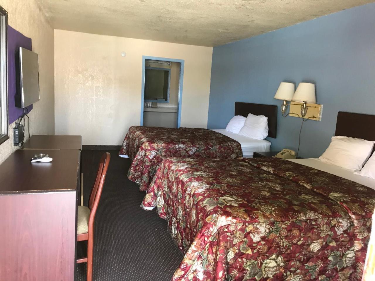 Deluxe Inn 基尔戈 外观 照片